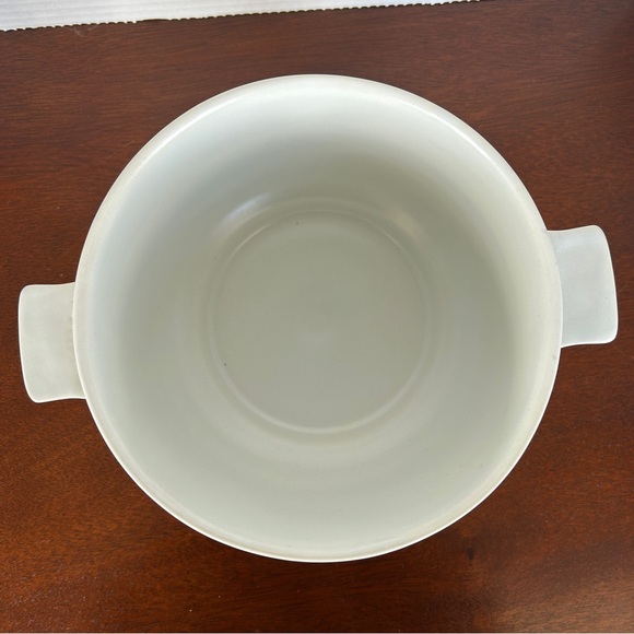 Vintage Royal Doulton Lambeth Stoneware "Shadow Play" Casserole with Lid England - Picture 6 of 10